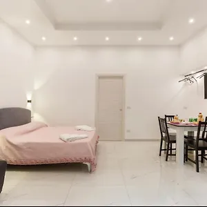 Alessandra's House , Napoli Italia